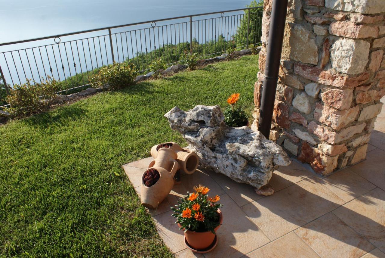 Aparthotel La Casa Di Pericle Brenzone sul Garda Esterno foto